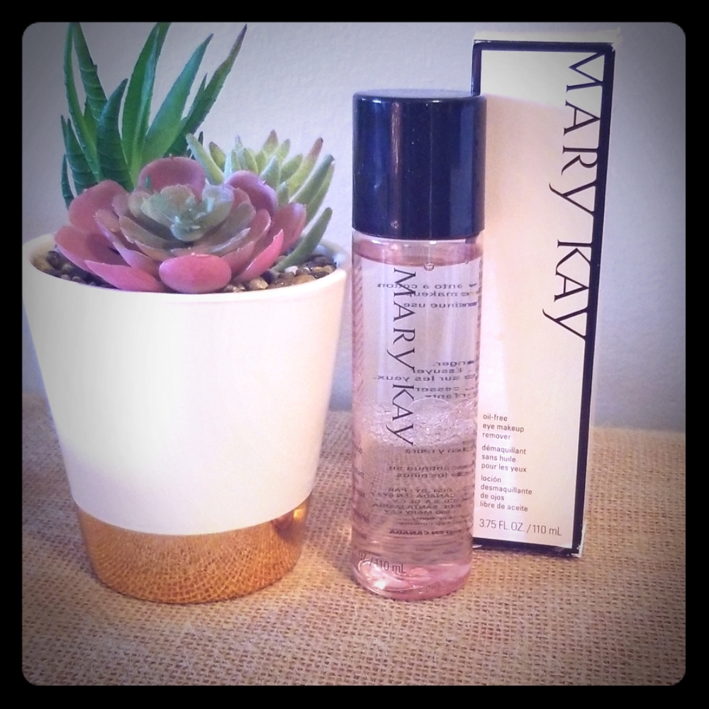 Eye makeup remover